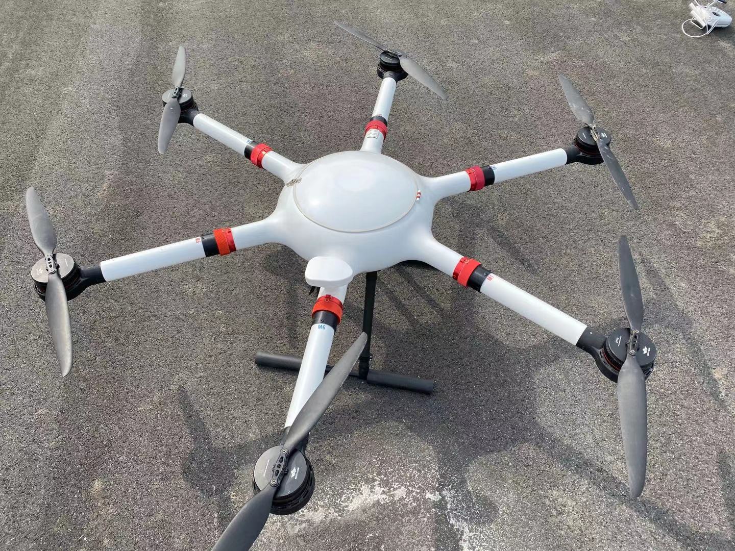 MZY-1400碳纖維一體成型機(jī)殼
